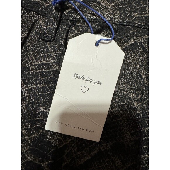 Cello Women’s High Rise Crop Snakeskin Size 1 NWT - Picture 7 of 13